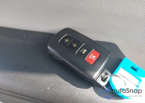 2017 Toyota Avalon Limited z USA, uszkodzony, nr VIN 4T1BK1EB0HU255735